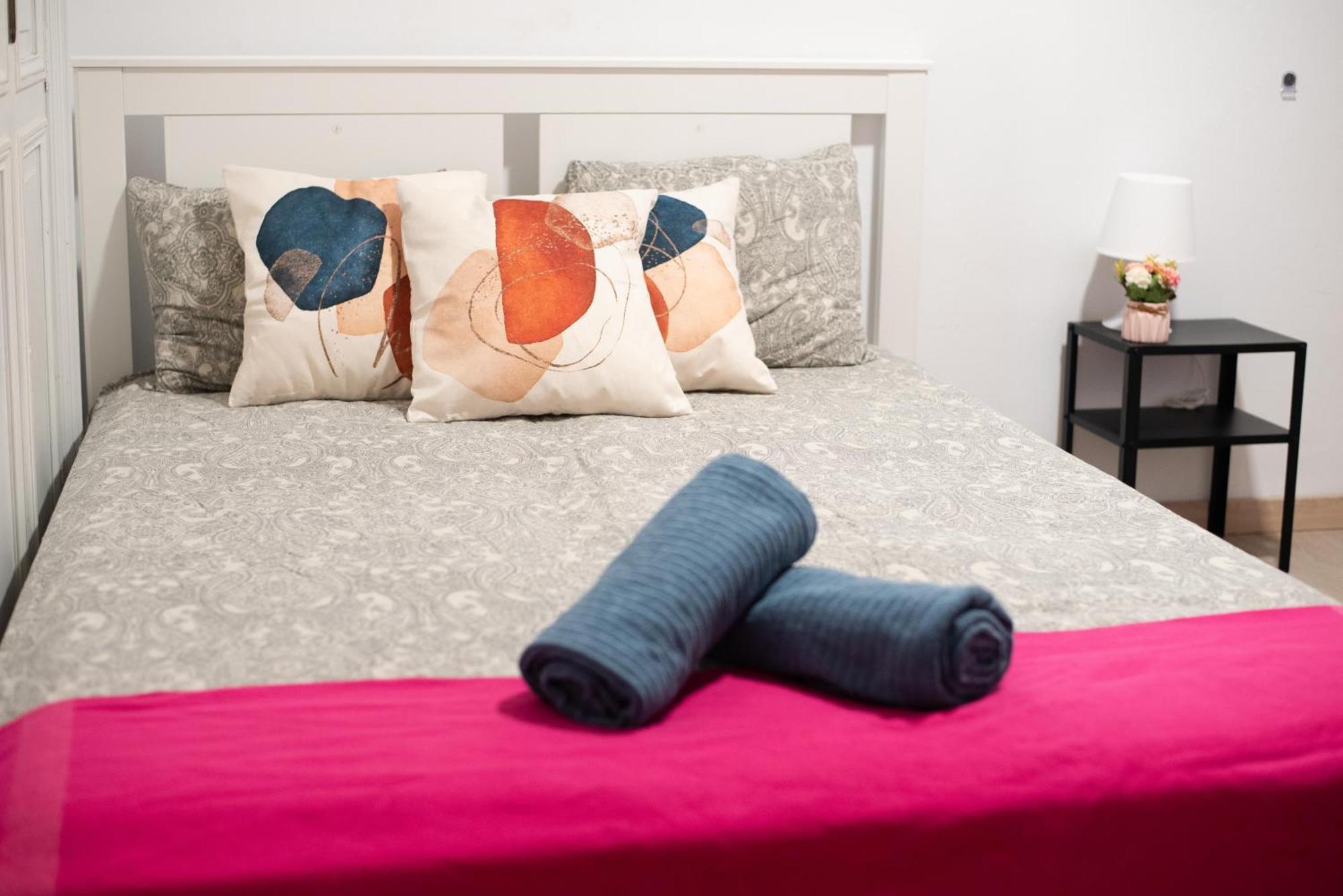 Eixample Private Rooms バルセロナ エクステリア 写真